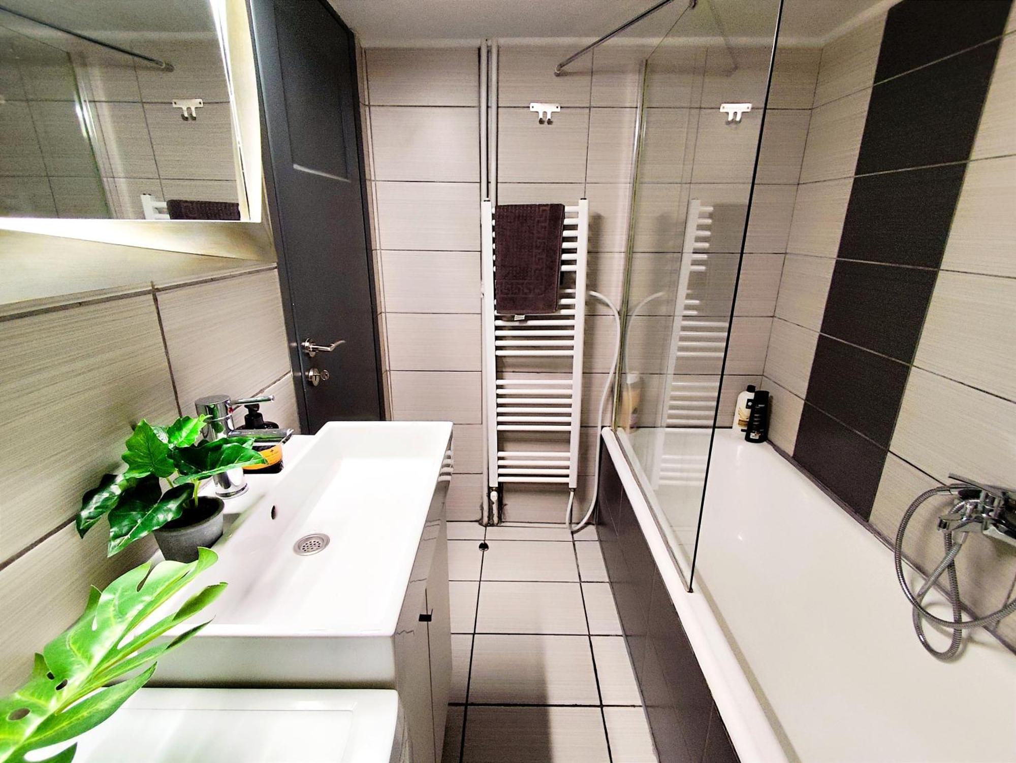 Comfortable Modern Entire House Near The Center Of Athens-Blue Serenity Ngoại thất bức ảnh