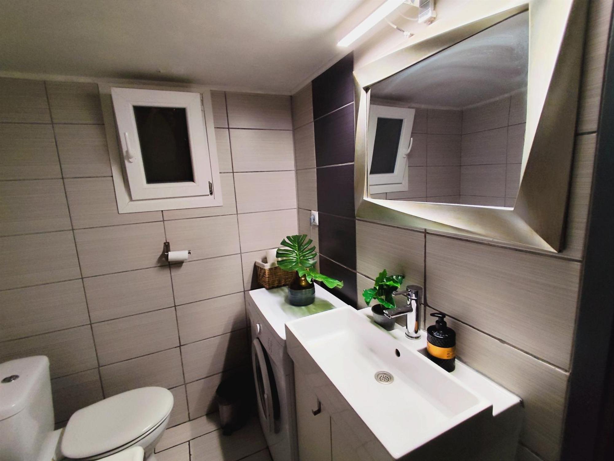 Comfortable Modern Entire House Near The Center Of Athens-Blue Serenity Ngoại thất bức ảnh